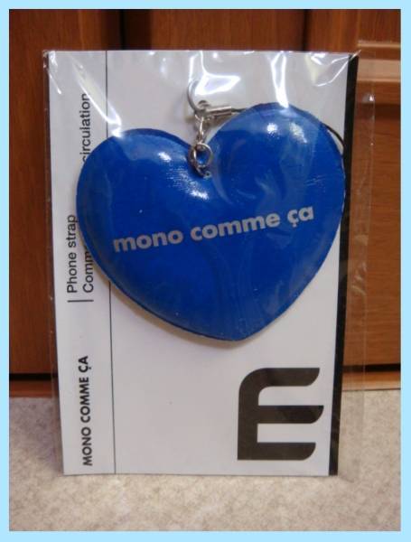 * mono Comme Ca * cleaner attaching Heart strap * blue * digital camera .