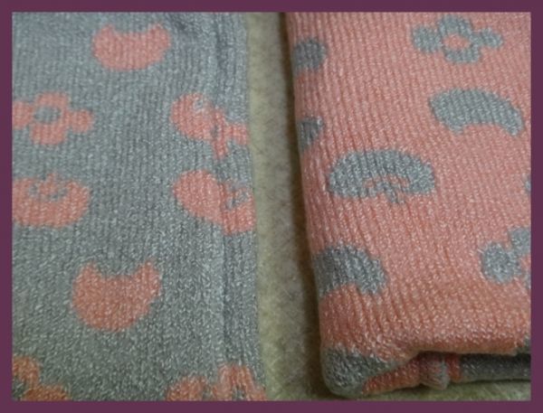 * Tsumori Chisato * flower cat dot warm micro stretch wool bread bottom * gray 