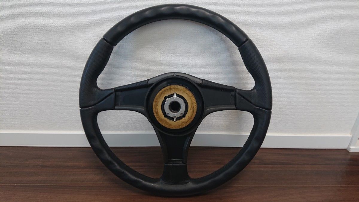 NARDI ナルディ Z5ステアリング Φ36 5 ブラックレザー 【美品 NARDI ナルディ Z5ステアリング Φ36 5 ブラックレザー 【美品