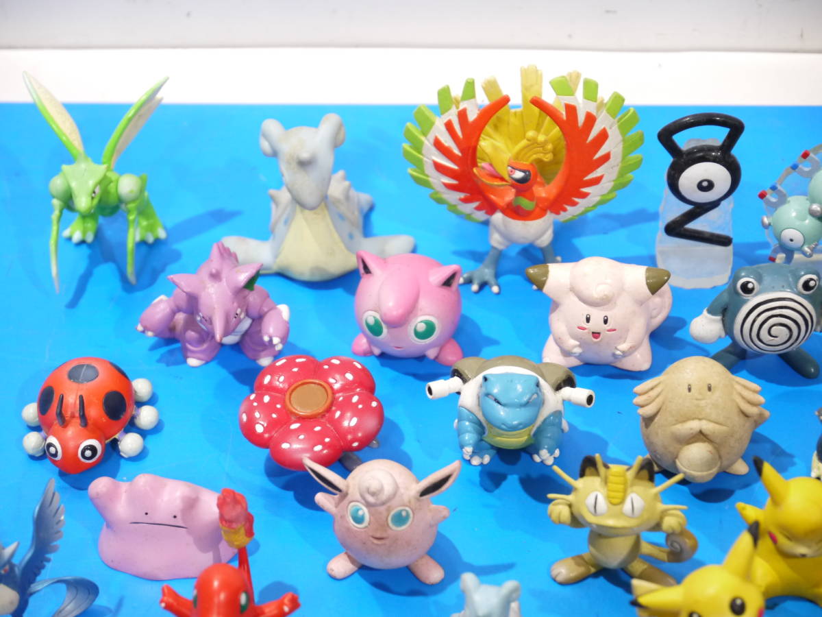 1855 T / Mass Monster Collection Moncolle Pokemon Figure等首發皮卡丘·桑德斯·Metamon·Eve·Houou等 原文:1855T/大量 モンスターコレクション モンコレ ポケモンフィギュア等　初代あり　ピカチュウ・サンダース・メタモン・イーブイ・ホウオウ他