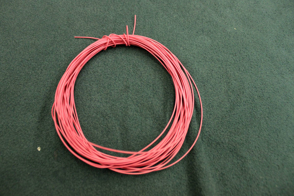 配線材 ビニール被膜線 外径1.1mm径 撚線部0.5mm径 ピンク色被膜 ELECTRIC WIRE BEST QUALITY 10ｍで500円 未使用新品_画像1