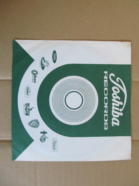 稀少　国内盤/EP (７inch)　ピンクフロイド/エミリーはプレイガール　１９６７年発売当時物_画像3