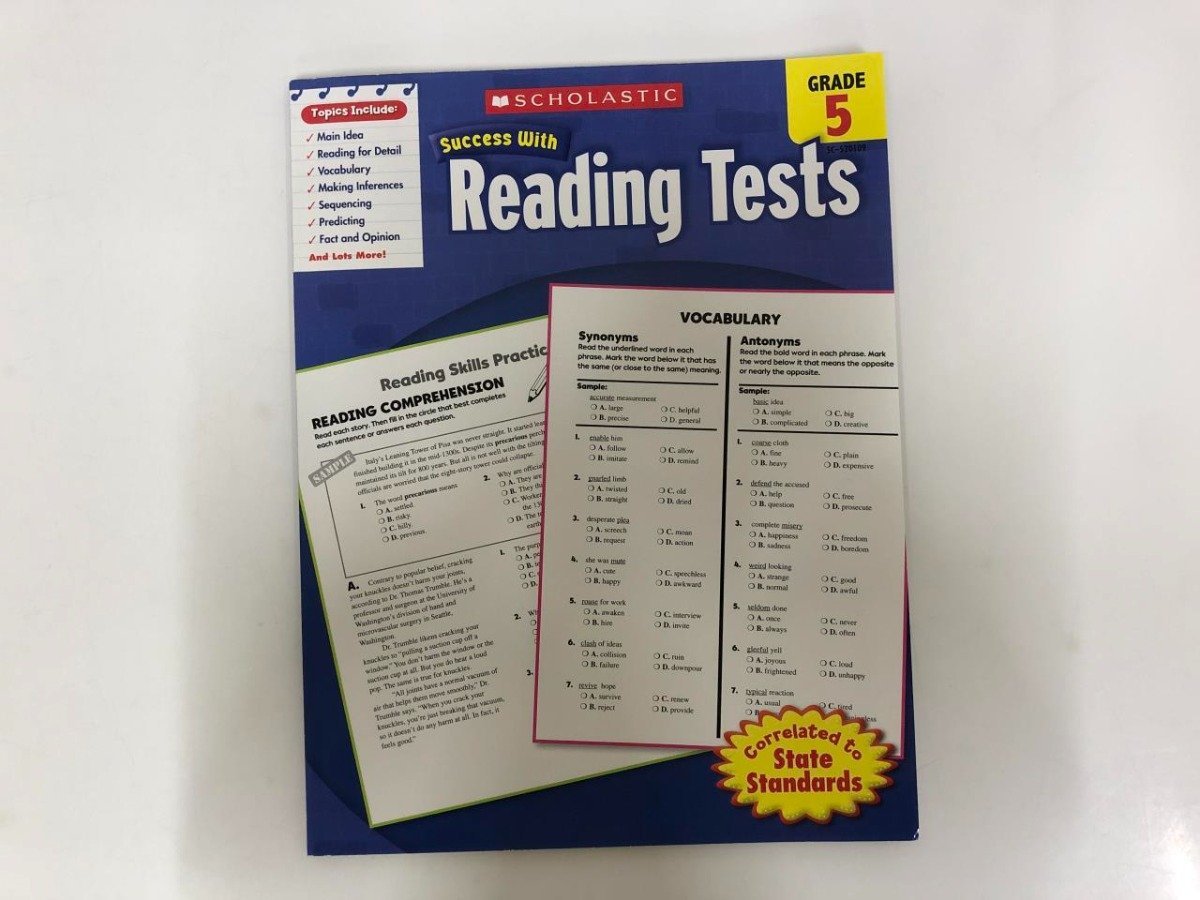 ★　【洋書　Scholastic Success with Reading Tests: Grade 5】143-02311_画像1