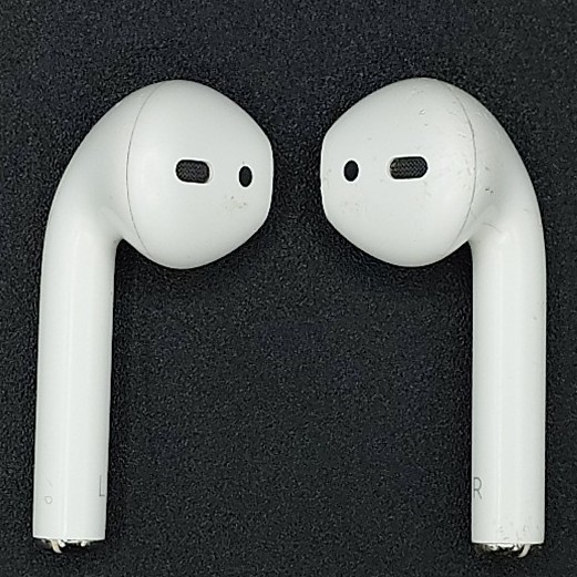 D.【稼働品・定番シリーズ】 Apple アップル AirPods エアーポッズ Bluetooth ブルートゥース A2031 / A2032 / A1602 ワイヤレス イヤホン_画像3