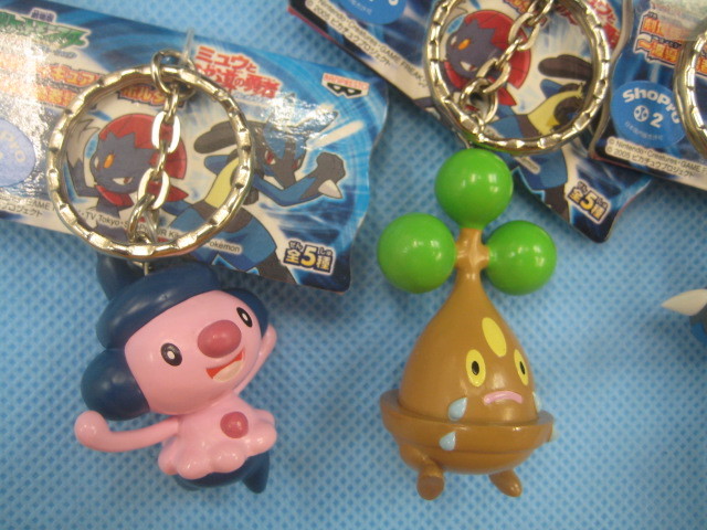 口袋妖怪Mew和勇敢的指揮官Rukalio劇場版PVC圖鑰匙扣5種類型POKEMON口袋妖怪 原文:ポケットモンスター ミュウと波導の勇者 ルカリオ 劇場版 フィギュア キーホルダー 全5種 POKEMON ポケモン