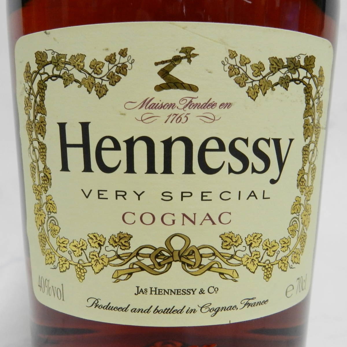 ■ Hennessy VERY SPECIAL ヘネシー ベリースペシャル 700ml 40度 ブランデー コニャック 未開栓！_画像3
