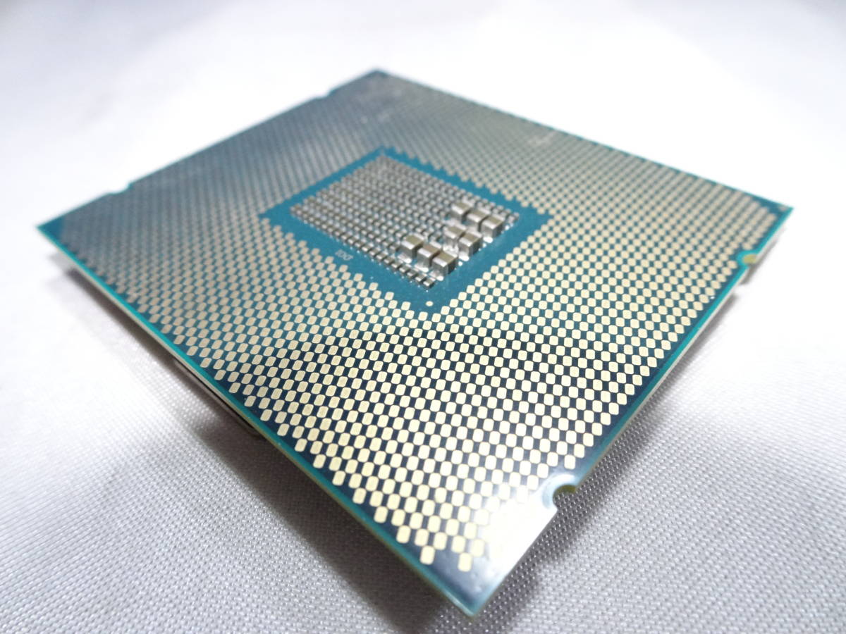 美品 インテル Intel E5-2609V4 プロセッサー 1.70GHz SR2P1 LGA2011 動作検証済 1週間保証_画像4