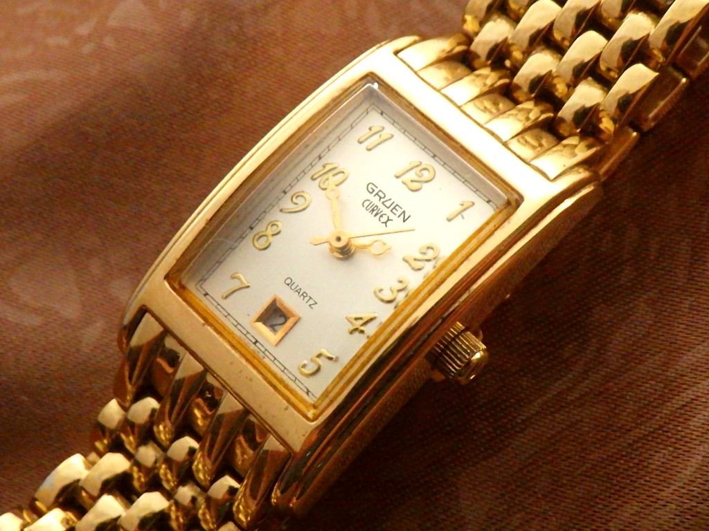  высококлассный * Gruen машина Beck s Date отображать кварц тип аккумулятора наручные часы оригинал ремень есть женский женский Vintage GRUEN CURVEX