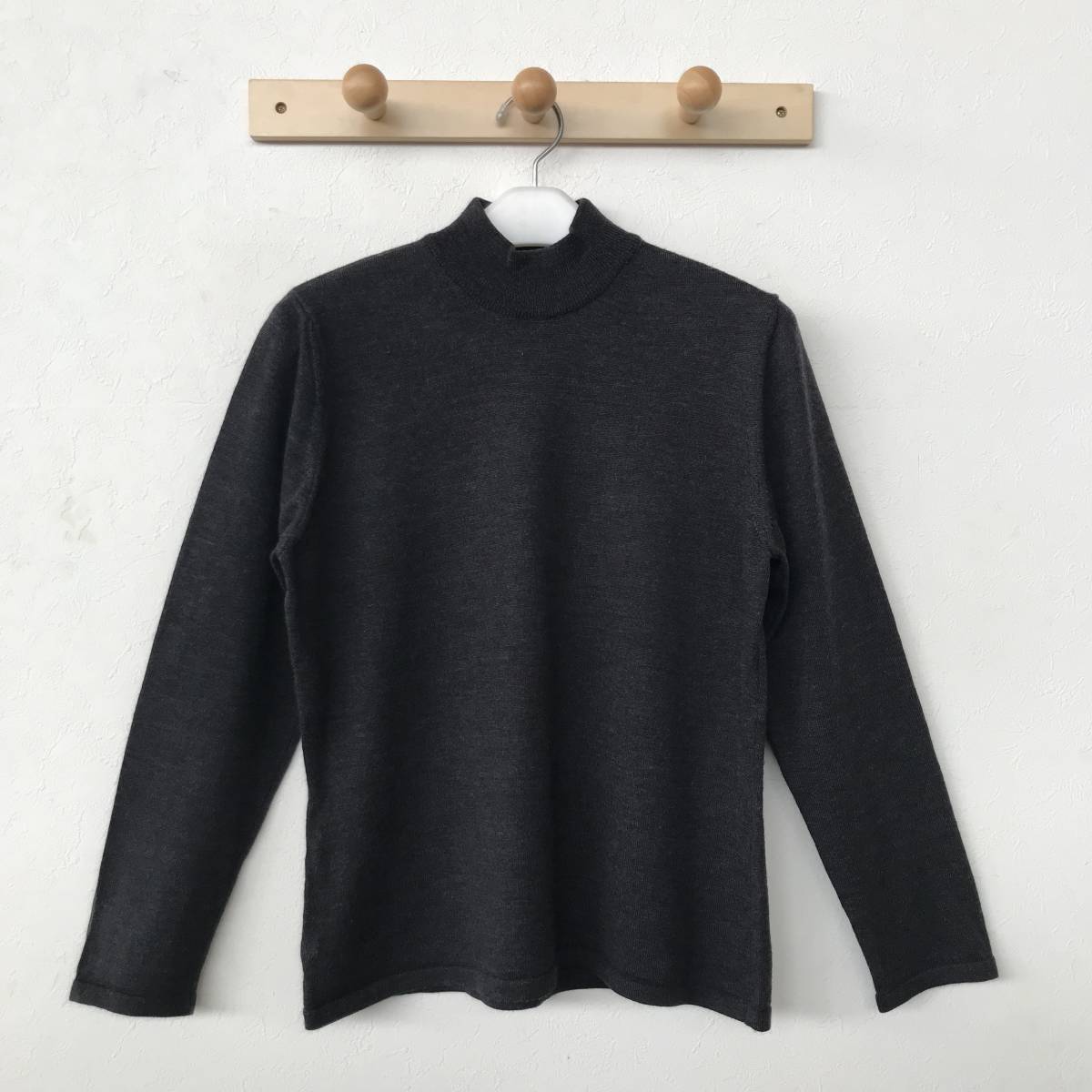 ANDRE MAURICE EXTRA FINE MERINO WOOL アンドレ・マウリーチェ イタリア製 レディース ハイネックニット 美品(ほぼ未着用) size 2_画像1