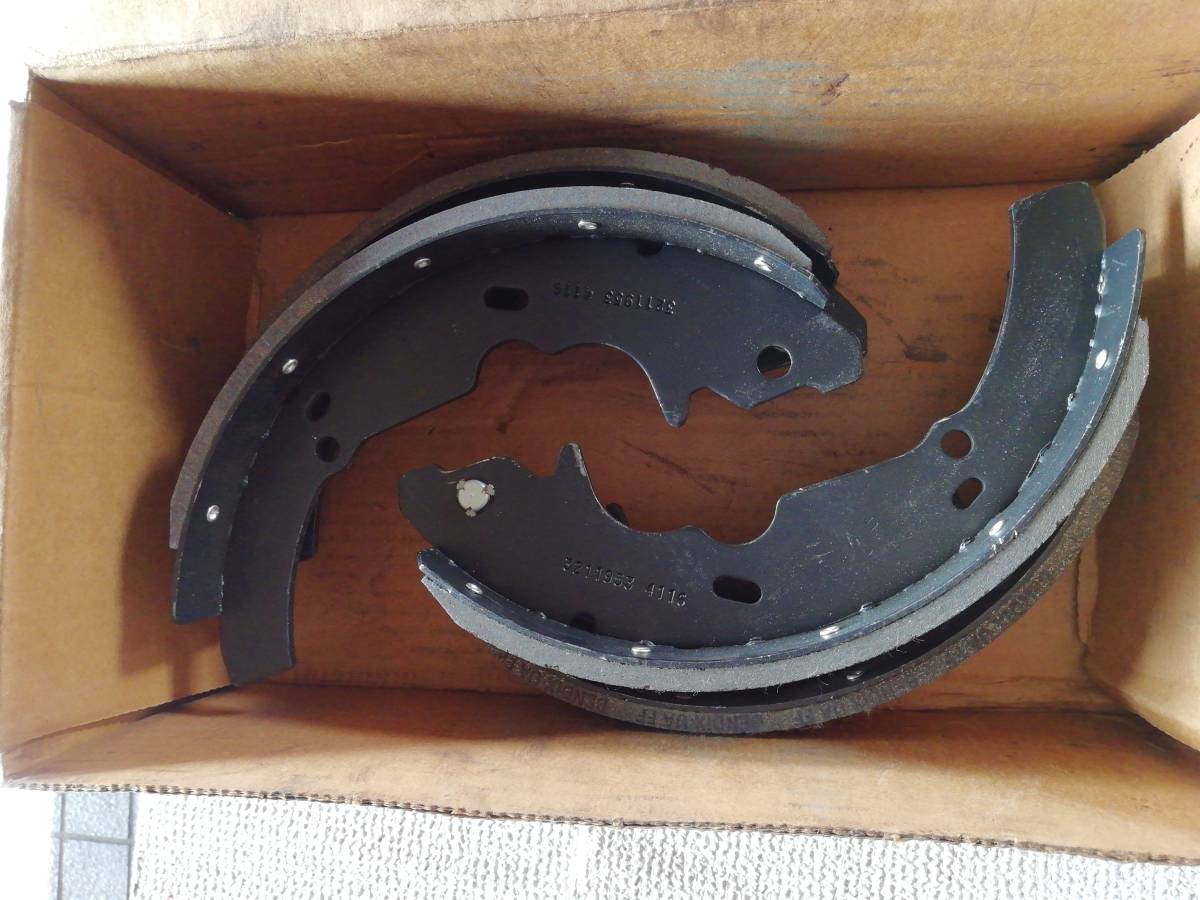 92~95 Taurus Wagon rear brake shoe original unused 