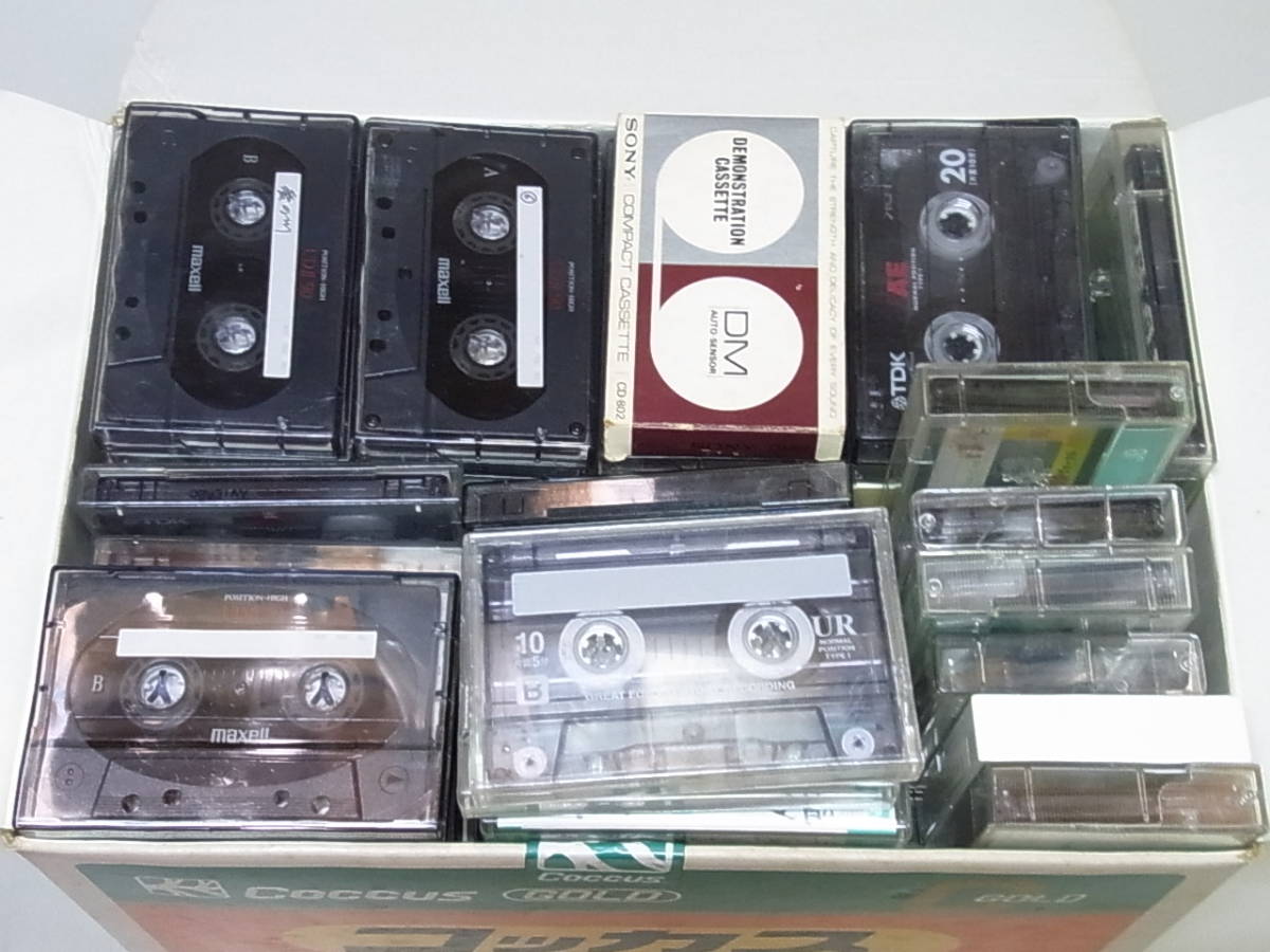 中古　カセットテープ 100本 セット/ ソニー マクセル TDKなど / 当時物 ハイポジ ノーマル /レトロ SONY デモンストレーション CD-802 _画像1