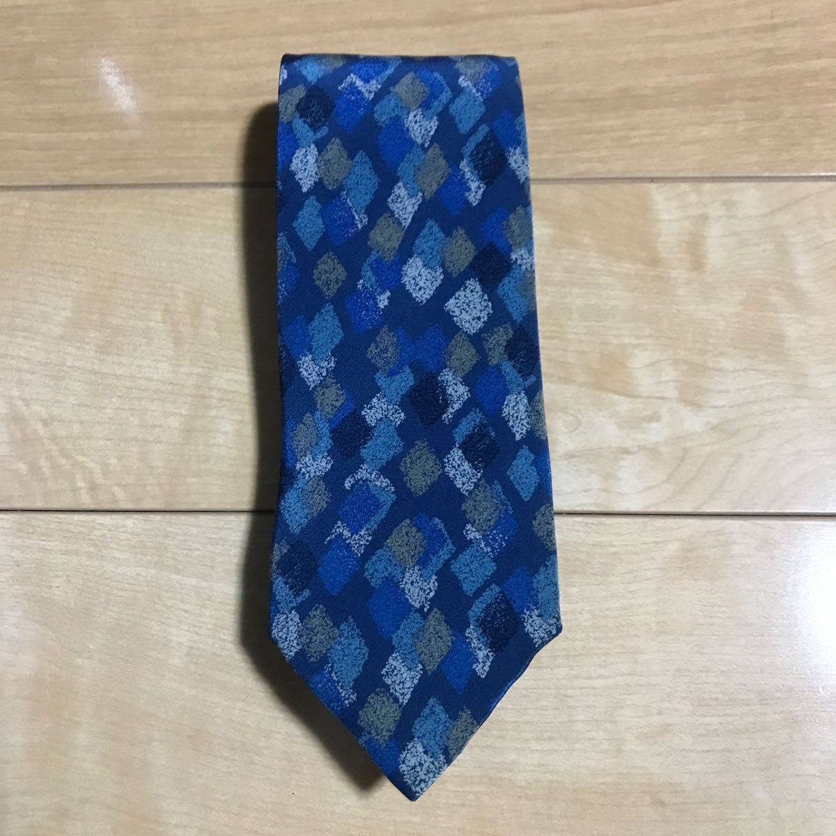  Issey Miyake necktie 573-1-26 silk 100%