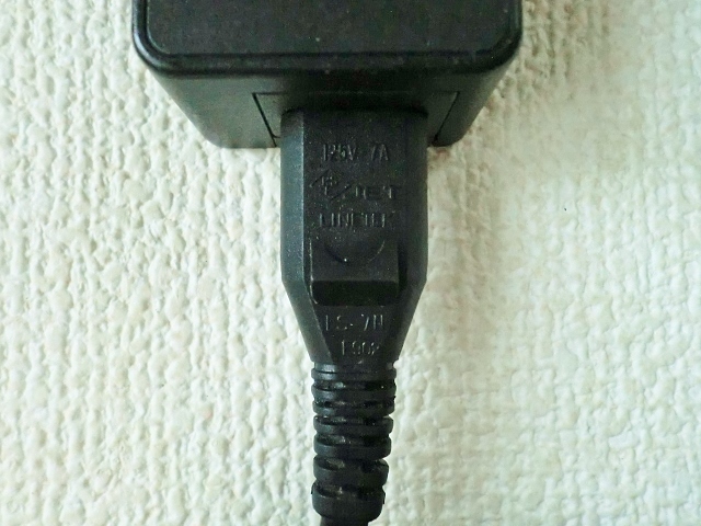 ◆NECノートPC用ACアダプター/AC ADAPTER/ADP-45TD E/ADP003/純正/四角コネクター/不動品/ジャンク/中古/即決◇_画像4