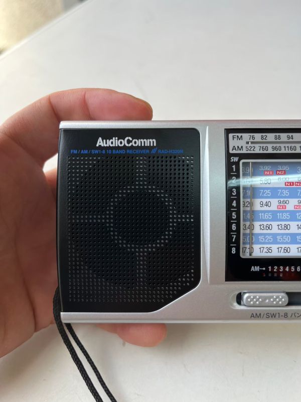 7A21 オーム電機 Audio Comm RAD-H320N ラジオ FM/AM/SW1-8 10バンドレシーバー ポータブル コンパクト radio 音楽 ウォーキング 防災_画像3