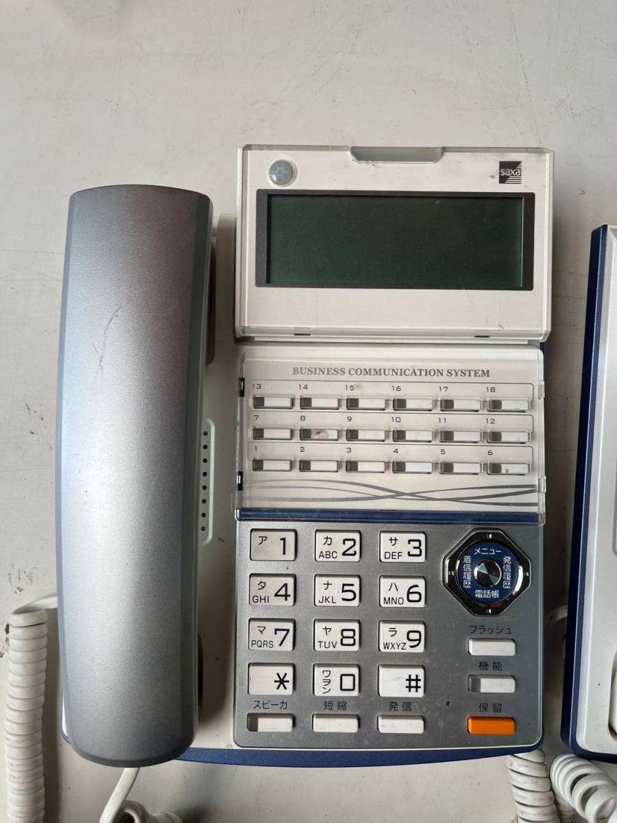 10B46 SAXA サクサ ビジネスフォン TD710(w) 18ボタン電話機 2台セット 通電、動作確認OK_画像4