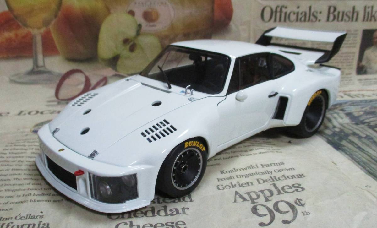 ☆激レア絶版*EXOTO*1/18*1976 Porsche 935 Turbo Client Prototype ホワイト≠BBR_画像1