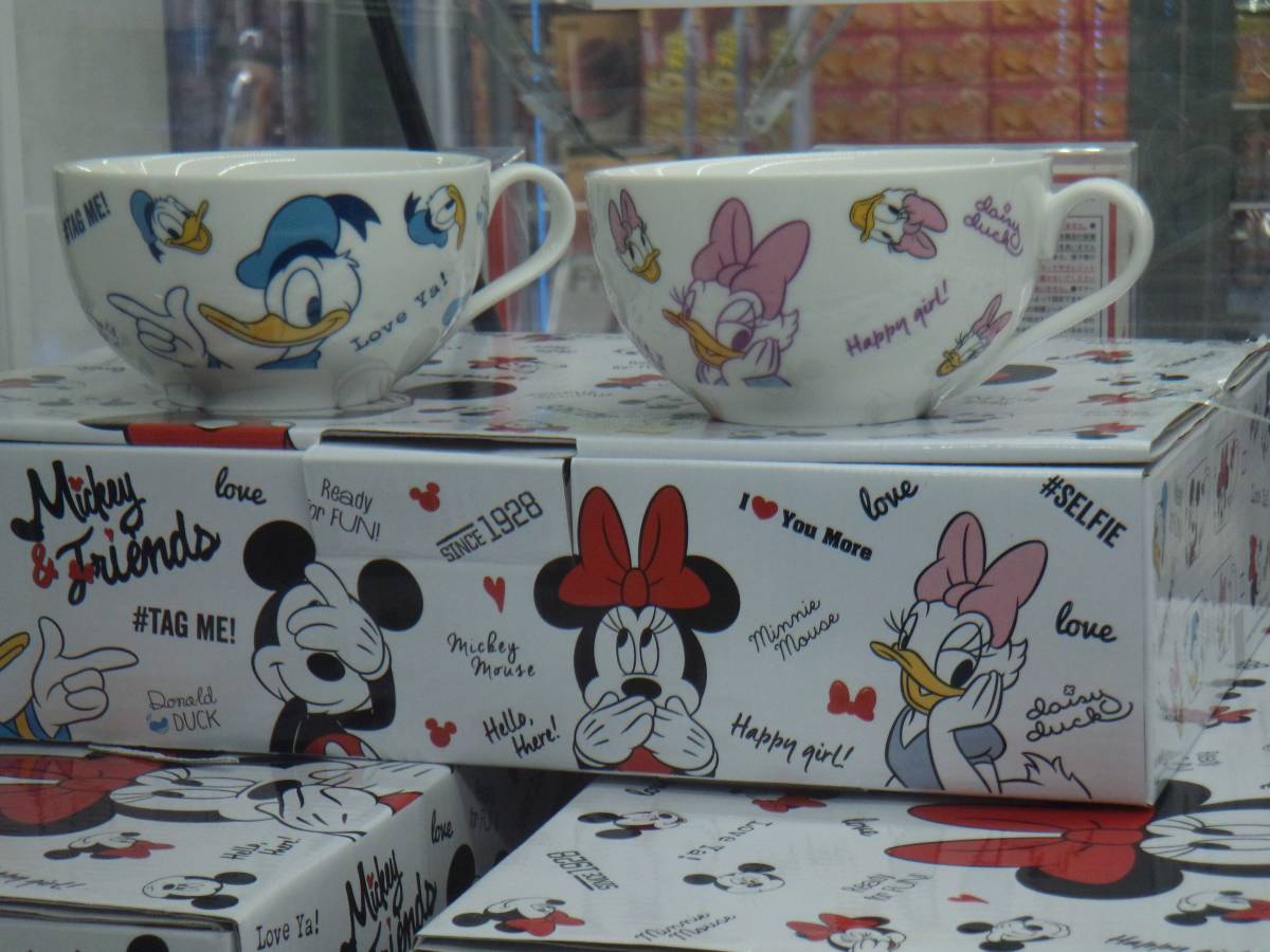 [ unopened : unused ] Donald Duck pair mug 