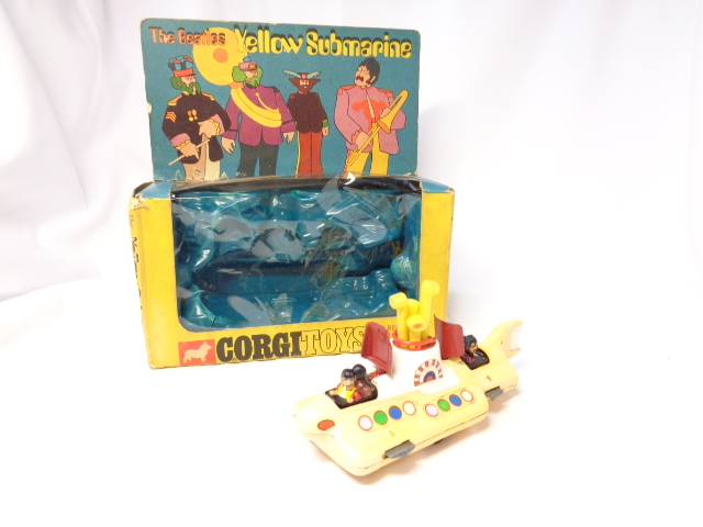 CORGI TOYS 803 THE BEATLES YELLOW SUBMARINE コーギー ザ ビートルズ イエロー サブマリン （箱付）送料別_画像1