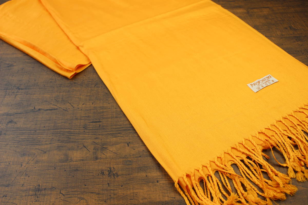 新品【パシュミナ Pashmina】無地 NEON ORANGE ネオンオレンジ Plain 大判 ストール カシミア100% Cashmere 訳あり_画像3