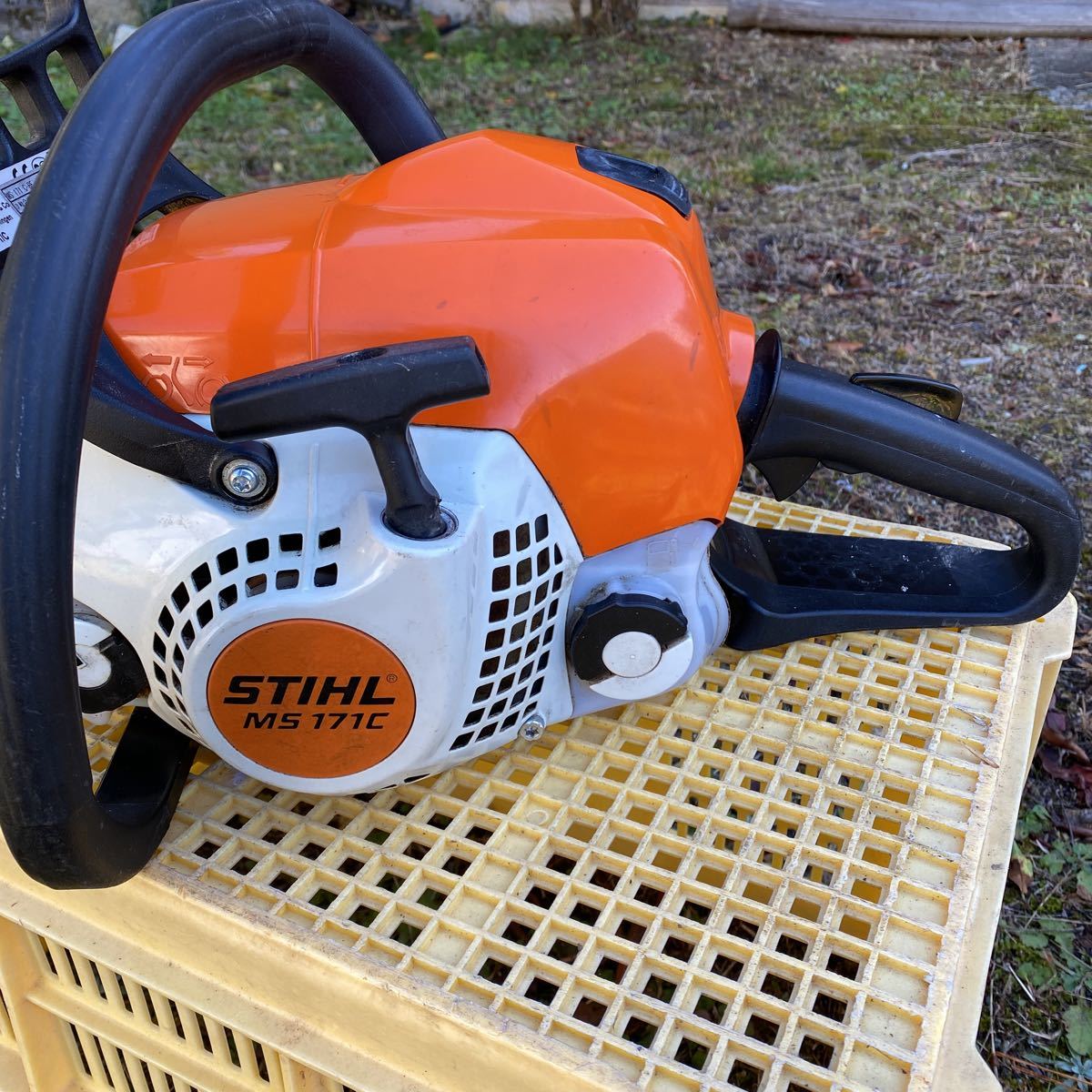 エンジンチェーンソー STIHL スチール MS171C 薪　林業　枝打ち_画像2