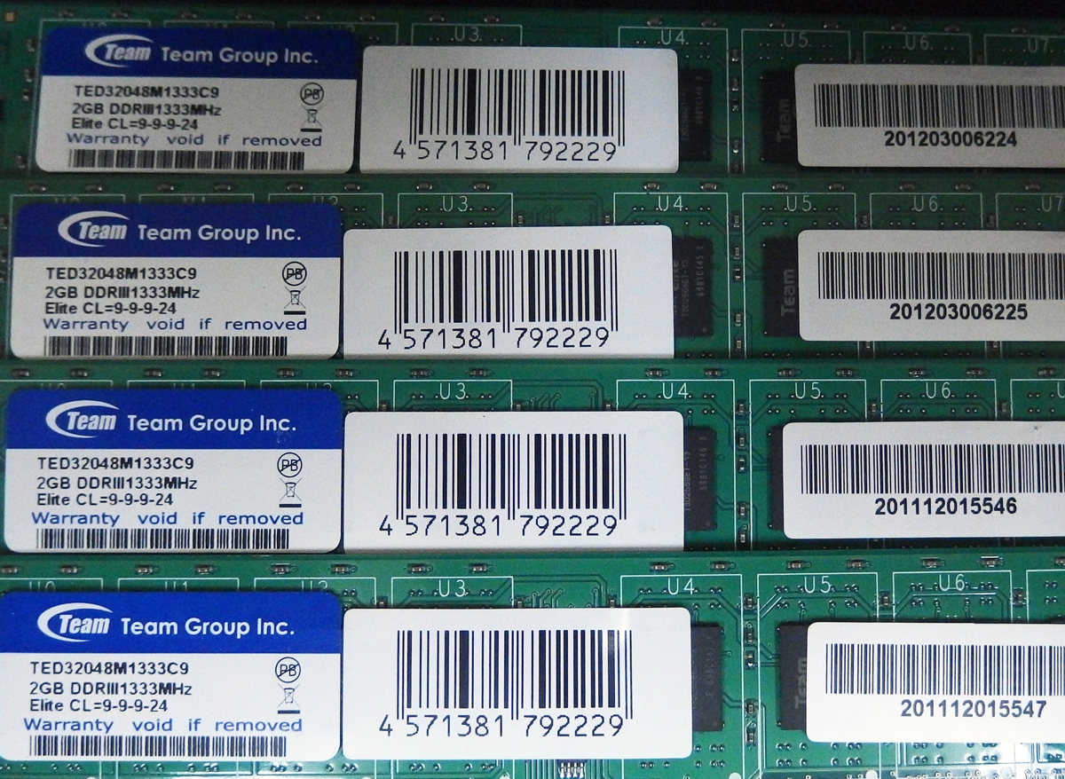 mem214 Team 2GB×4枚=8GB DDR3/PC3-10600 中古品_画像2