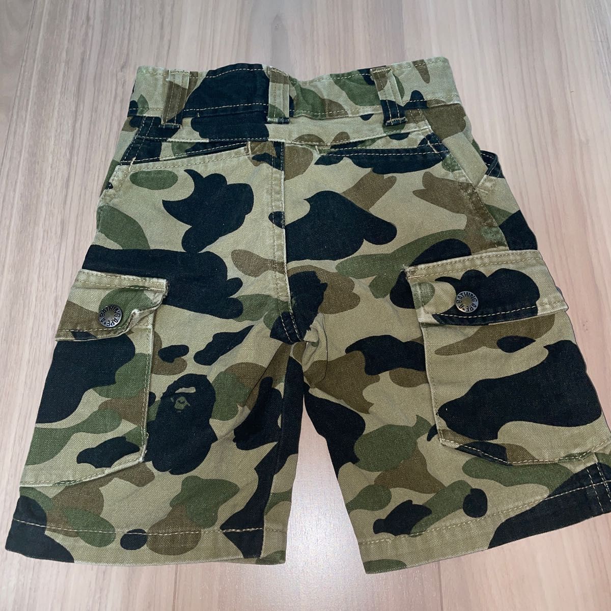 BAPE KIDS ベイプ ゴリラ 迷彩柄 ショートパンツ 100cm カモフラ BAPE KIDS ベイプ ゴリラ 迷彩柄 ショートパンツ 100cm カモフラ