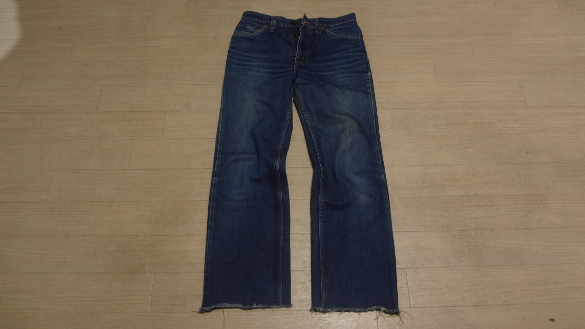 送料230円★美品W28inch★Levi's505-0217☆リーバイス★スリムテーパードストレートデニム★ジーンズ★濃紺★カットオフ_画像1