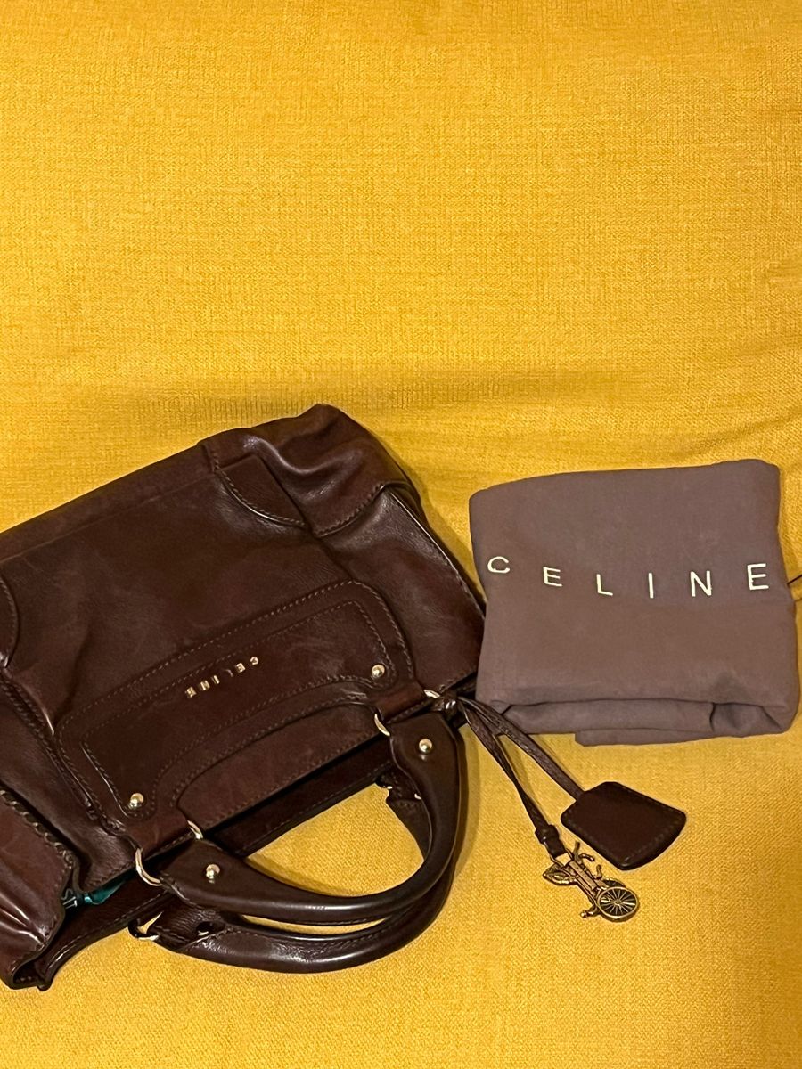 美品CELINE セリーヌバッグ馬車金具チャームカーフ レザー 本革ブラウン ゴールド金具