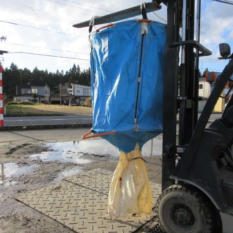 青森 七戸店 グレンバック 内容量約1300L 質量約750kg コンテナ フレコン グレンコンテナ バック 田中産業株式会社 東北 中古品_画像4