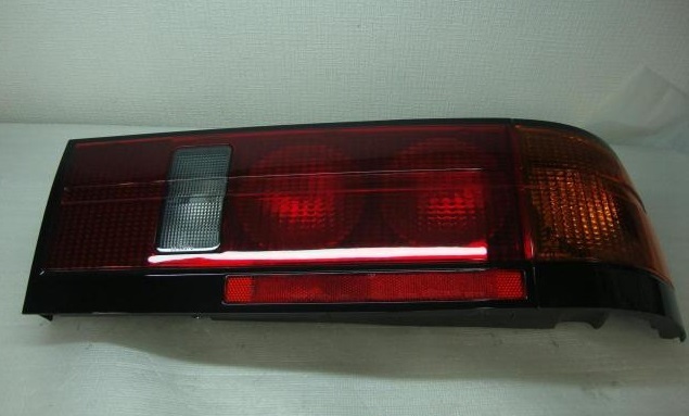 ガスケット付き☆ 未使用 マツダ純正 FC3S 後期 テールランプ 左 ガスケット付き☆ 未使用 マツダ純正 FC3S 後期 テールランプ 左
