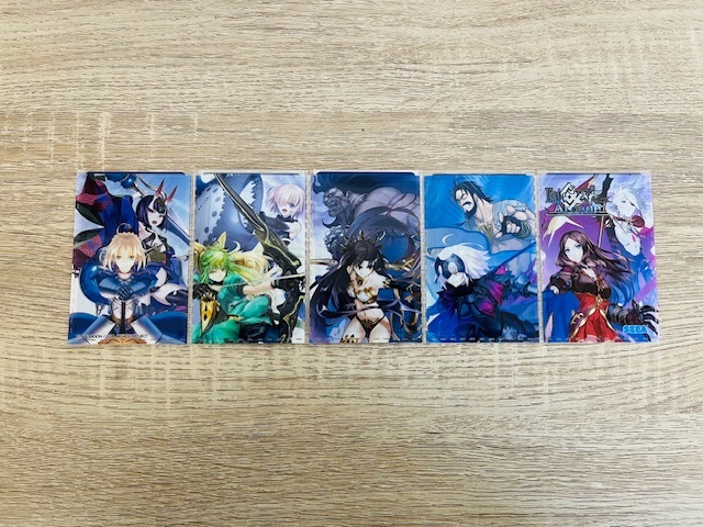 3-4◎フェイトグランドオーダー FGO スリーブセット 65枚 大量おまとめ☆中古品☆ ホロ 清姫 Saber アルトリア・ペンドラゴン 概念礼装 _帯状スリーブ入り