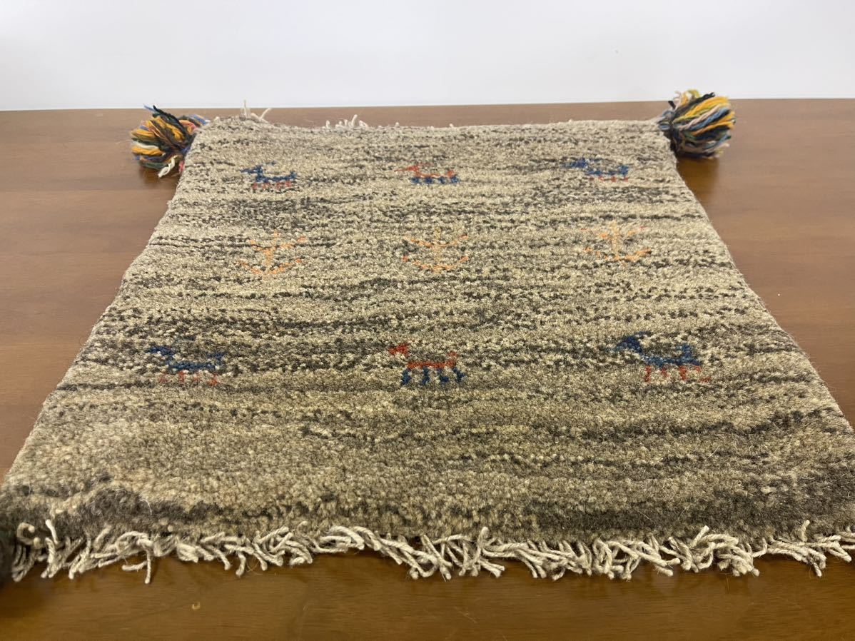 【美品】ギャッベ ウール製 手織り 約40cm×40cm 座布団サイズ イラン ペルシャ絨毯 正方形 の画像2