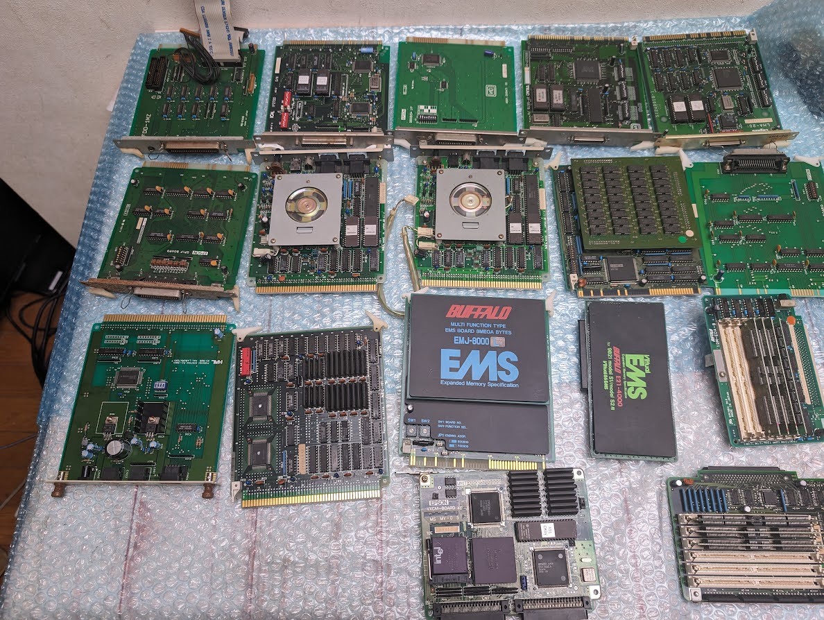 ジャンク扱い NEC PC-9801 EPSON 386 拡張ボード等まとめて17枚セット サウンドボード PC-9801-26K G9WYKA 2枚含む RAM SCSI FDDボード等_画像1