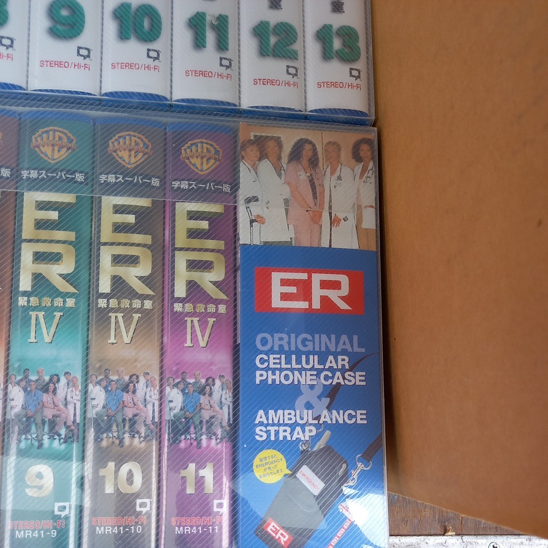 er コレクションボックス　vhs 緊急救命室　1から13 fourth season 1～11 オリジナル　ケース　まとめて　大量　セット　字幕スーパー　_画像4