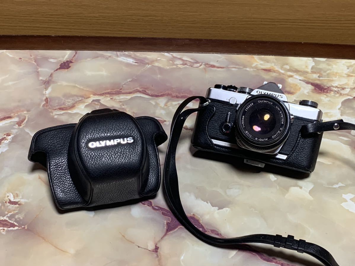 ［美品］（カバー付き）カメラ オリンパス OM-1_画像1