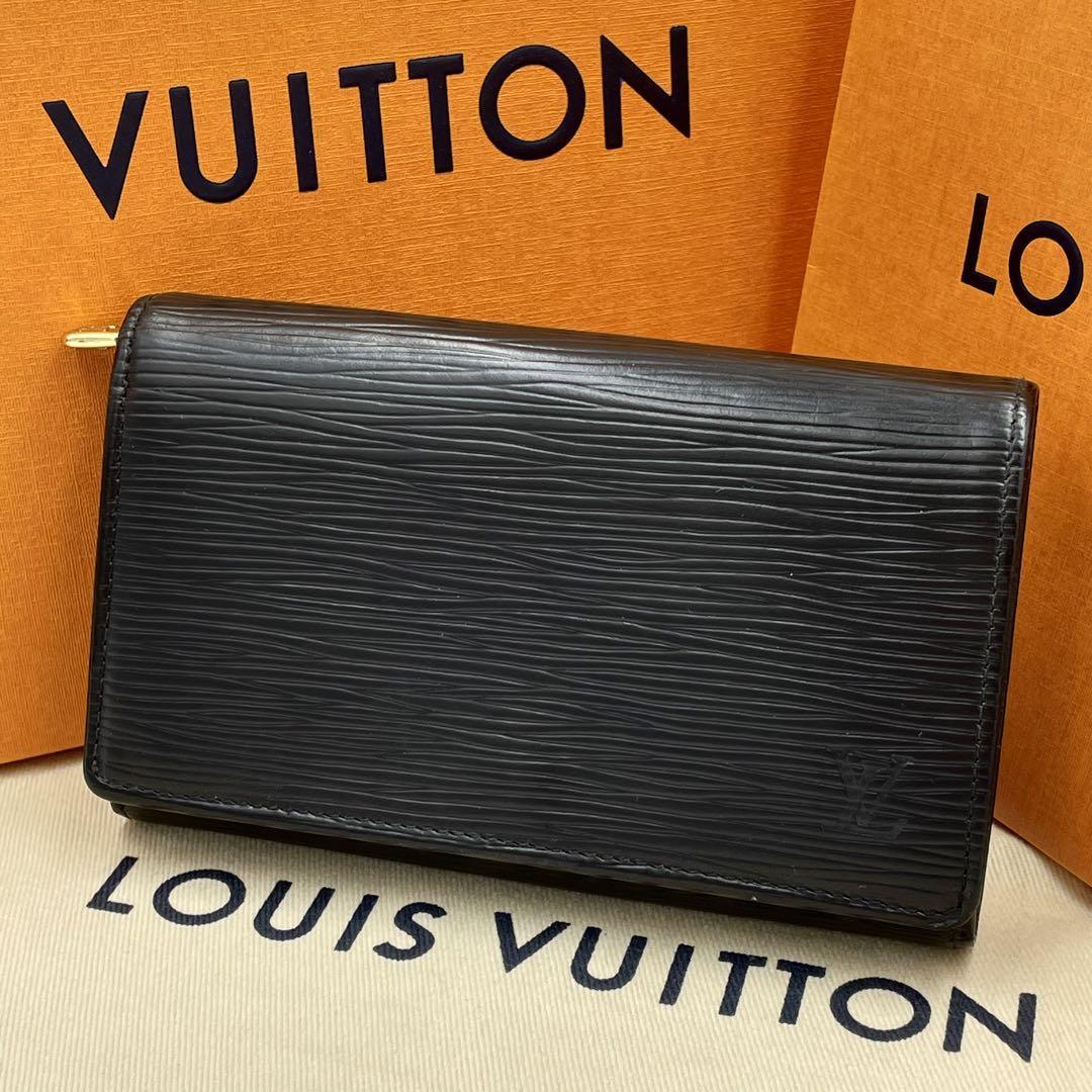 LOUIS VUITTON 折財布　エピ トレゾール　ノワール　L字ファスナー