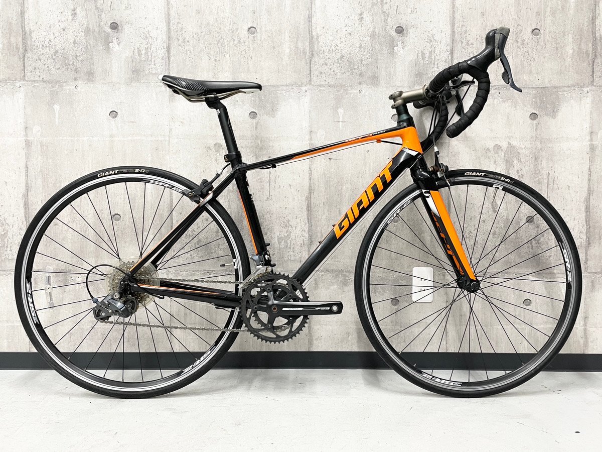 I-10012FK801Y7XY23N GIANT DEFY4 ALUXX ロードバイク 自転車 ジャイアント デファイ4 直接引取可能 インボイス制度対応_画像1