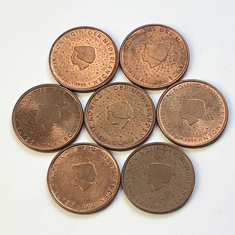 【希少品セール】ユーロコイン オランダ 5セント硬貨 1999年 2005年〜2008年 2010年〜2011年 年号違い各1枚ずつ 7枚まとめて_画像1