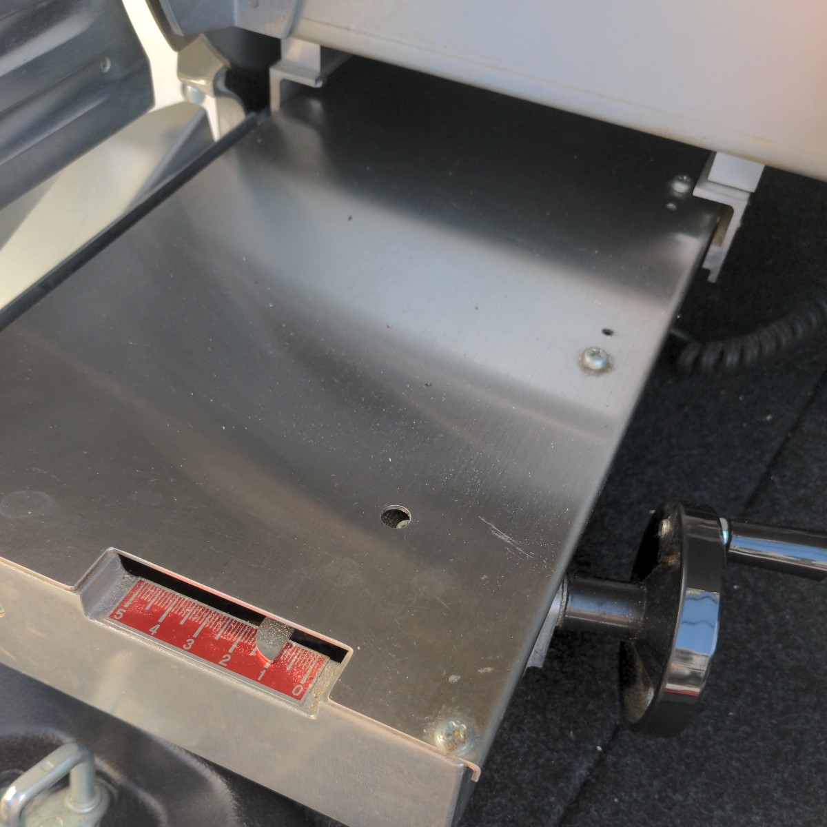 ハクラ 精機 一枚切りスライサー パンスライサー アルファ70LP AQ7P-2 動作品 中古 厨房機器 2013年式_画像6