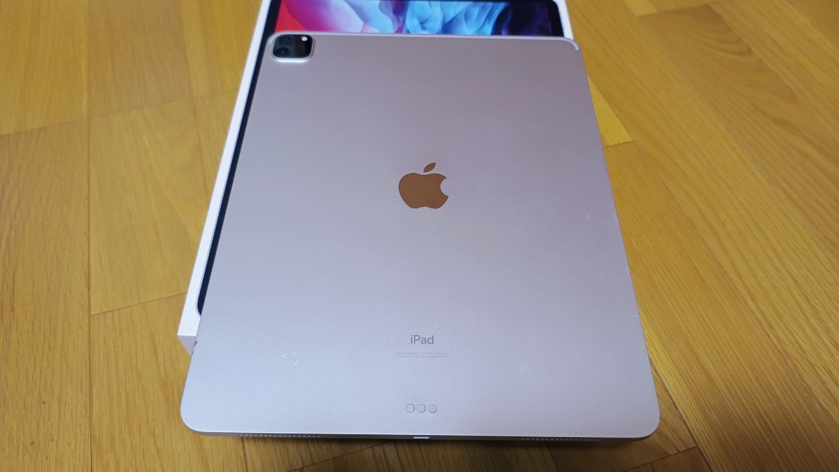 iPad Pro 12.9インチ 第4世代 256GB WiFiモデル シルバー 訳あり品_画像6