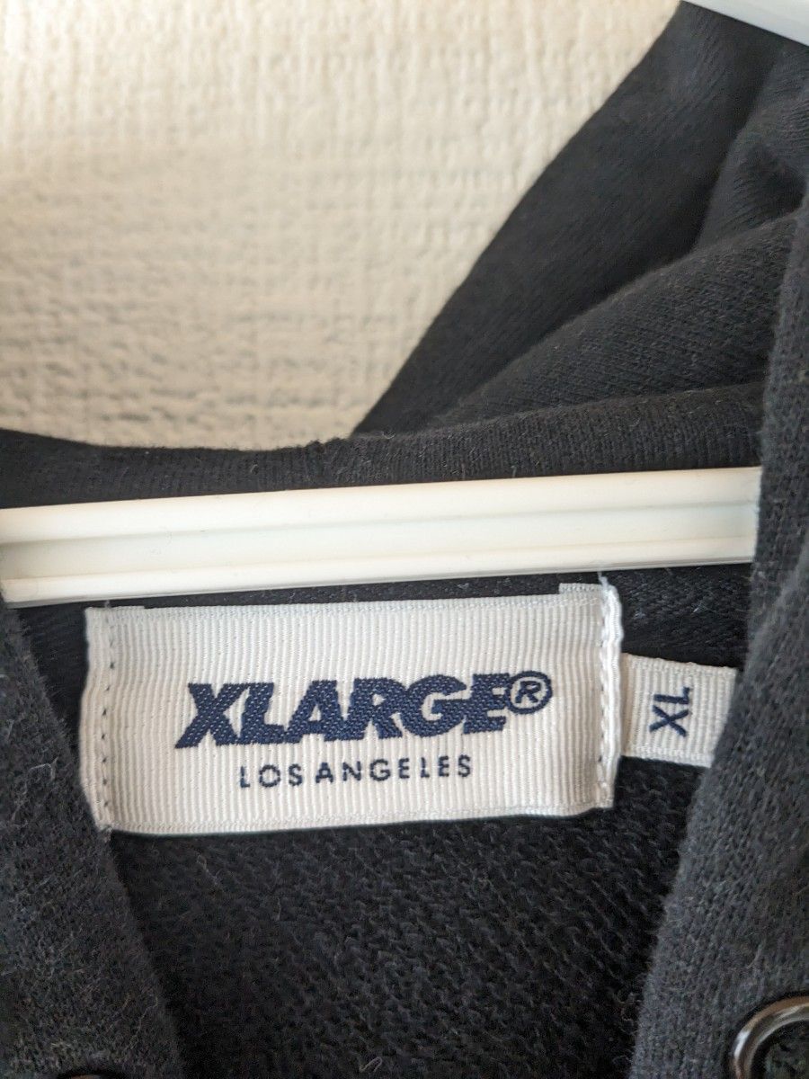 最終値下　Xlarge　エックスラージ　パーカー　フーディ　ブラック　黒　長袖　ロゴ