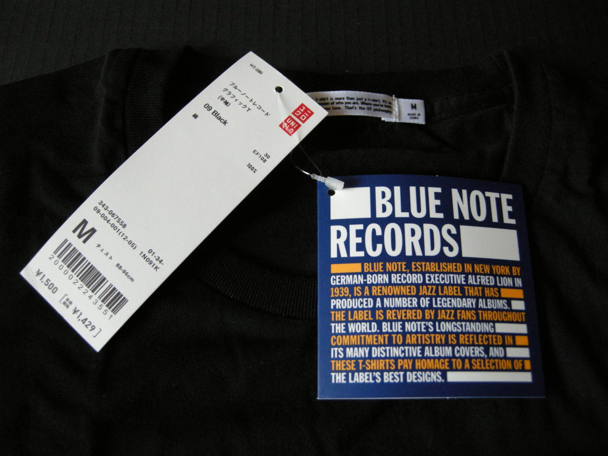 ユニクロ/UT BLUE NOTE コラボ Tシャツ 「SONNY CLARK/COOL STRUTTIN'」(UT特製ボトル入り/Mサイズ/タグ付き/未使用新品）_画像4