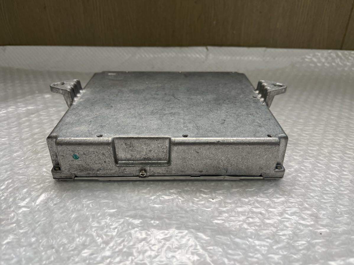 オデッセイ RB1 K24A ECU エンジンコンピューター　37820-RFE-915　1692-600759 中古 _画像4