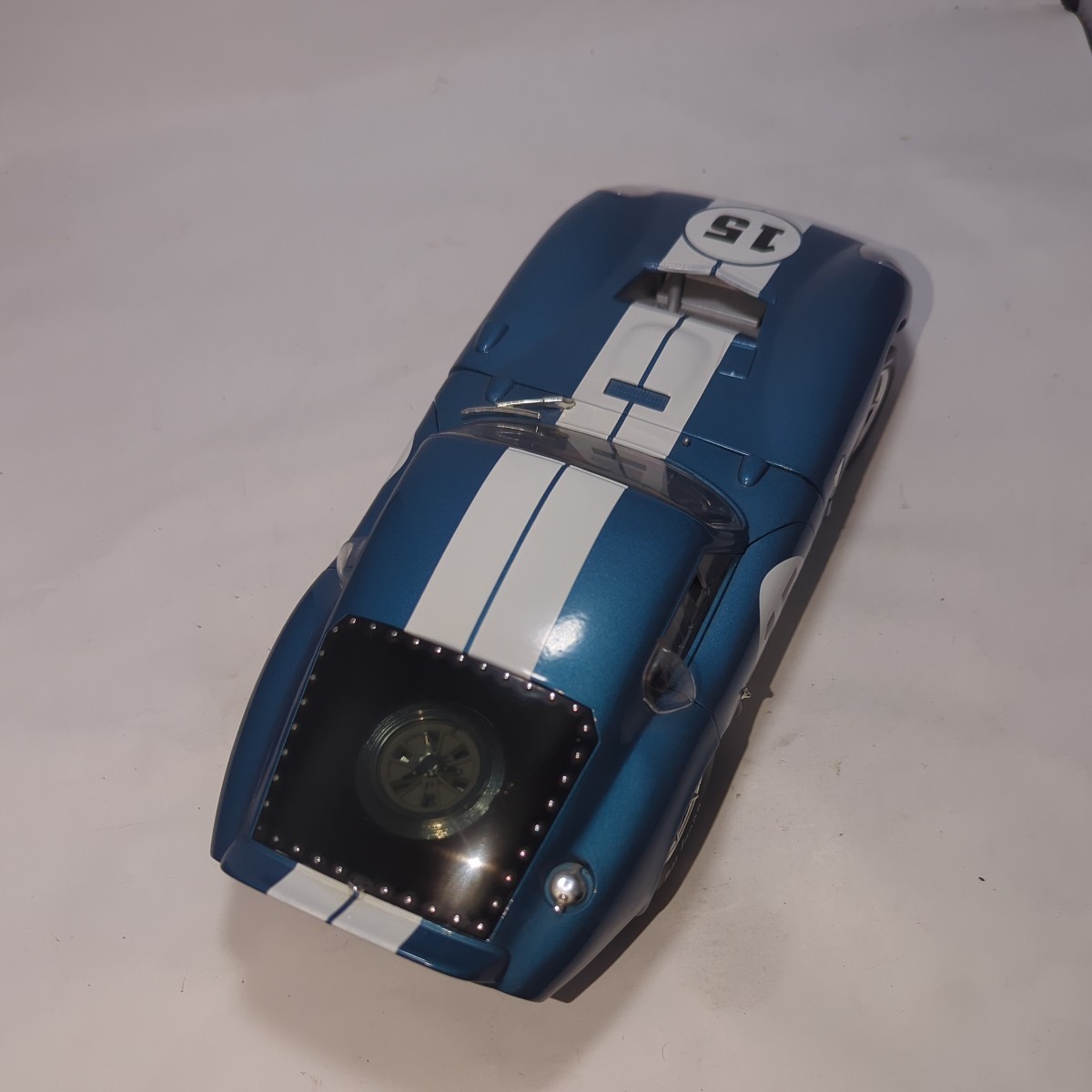 ROAD Signiture 1/18 SHELBY COBRA DAYTONA COUPE 1965 シェビー コブラ デイトナ クーペ _画像4