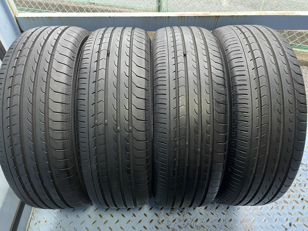 イボ有り！美品！YOKOHAMA BluEarth-RV RV03 205/60R16 4本 2021年2本と2022年2本_画像1