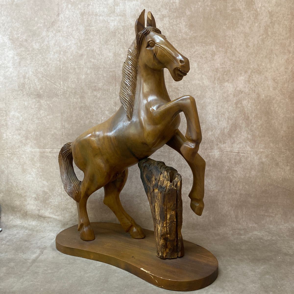 大きい 馬の置物 高さ約63cm 飾り インテリア うま 縁起物 跳ね馬 跳馬 木製 木彫り 置物 置き物
