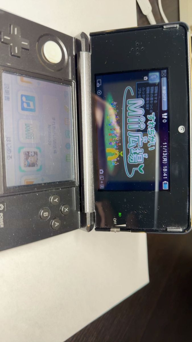 ニンテンドー3DS 本体＋電源ケーブル+タッチペン※純正かは不明　ブラック　 Nintendo 任天堂
