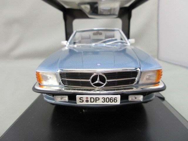 ☆ノレブ NOREV 1/18☆Mercedes Benz 300 SL soft top 1986 ☆ノレブ NOREV 1/18☆Mercedes Benz 300 SL soft top 1986