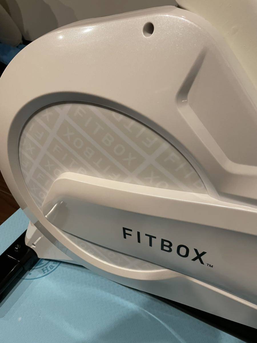 美品使用期間わずかAINEXT フィットネスバイク FiTBOX FBX-002Wエアロバイク 直接引き取り可能_画像4