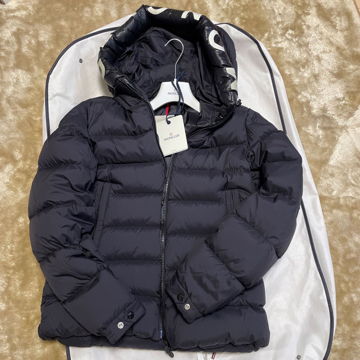 サイズ3 MONCLER モンクレール サルズマン